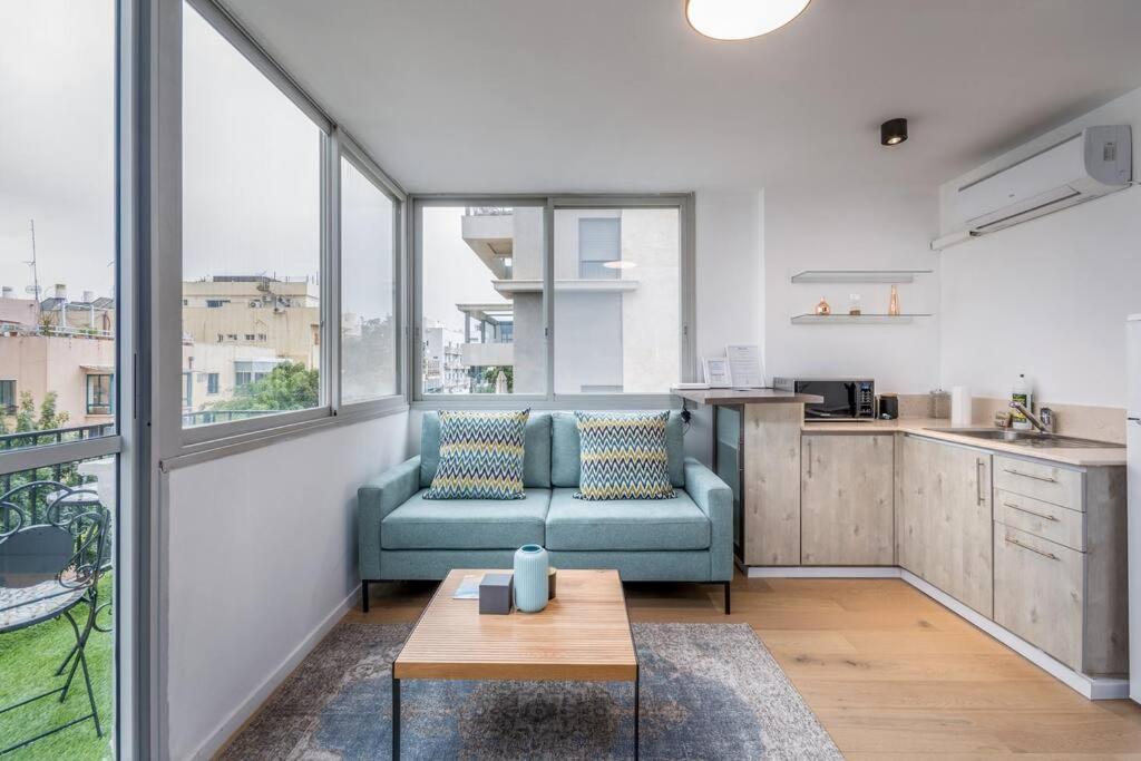 Yirmeyahou Suites By Sea U Tlv Tel Aviv Exteriör bild